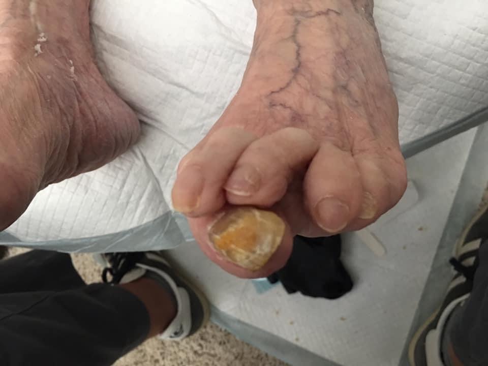 Carbon Foot Lab nail photo 8